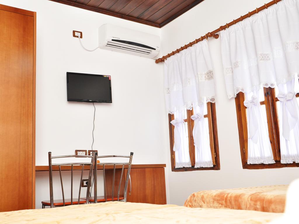 Old Town Hava Baci Hotel เบราท ภายนอก รูปภาพ